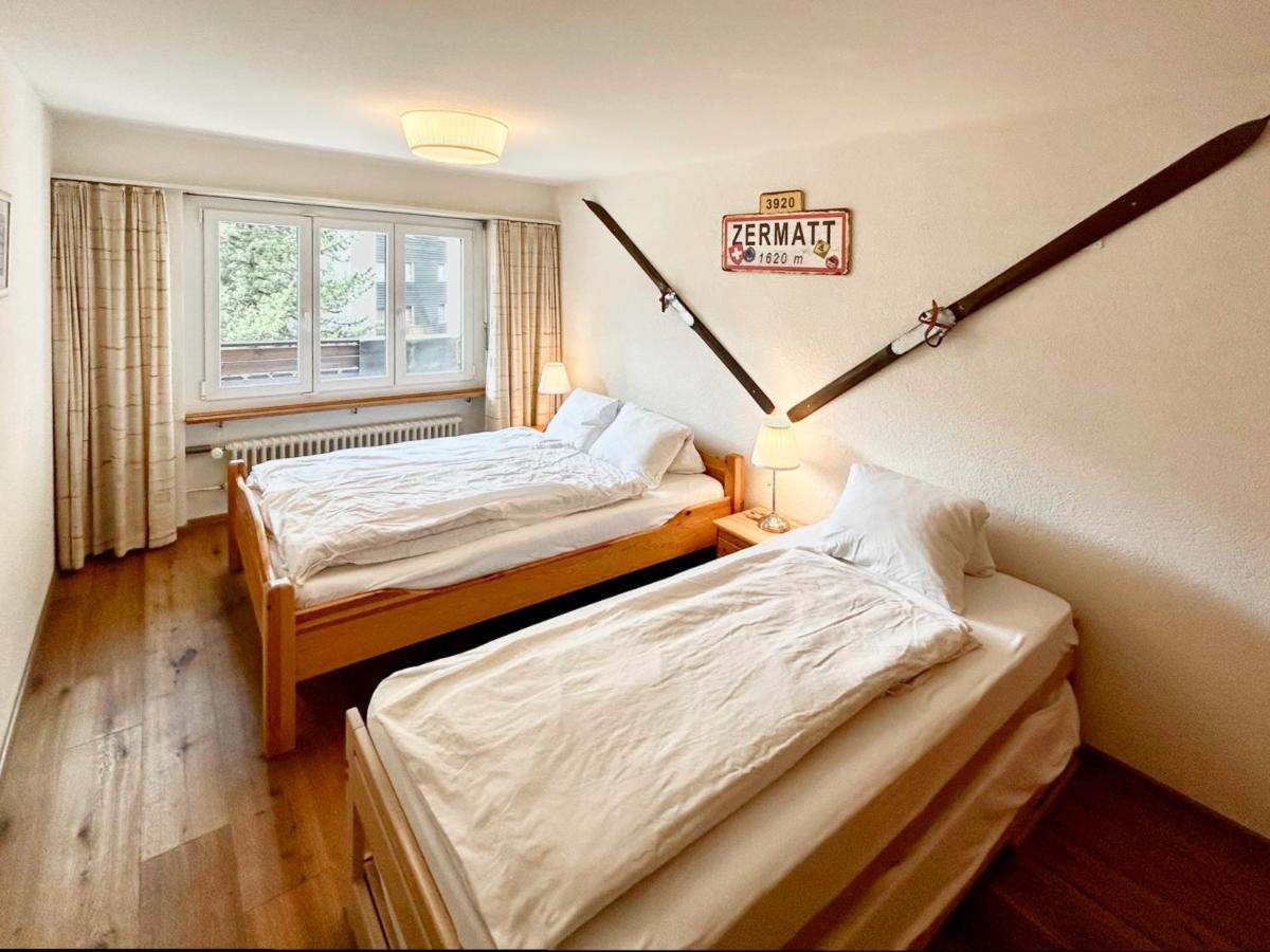 Beautiful Apartment In Zermatt With A Breathtaking View Of The Matterhorn Eksteriør bilde